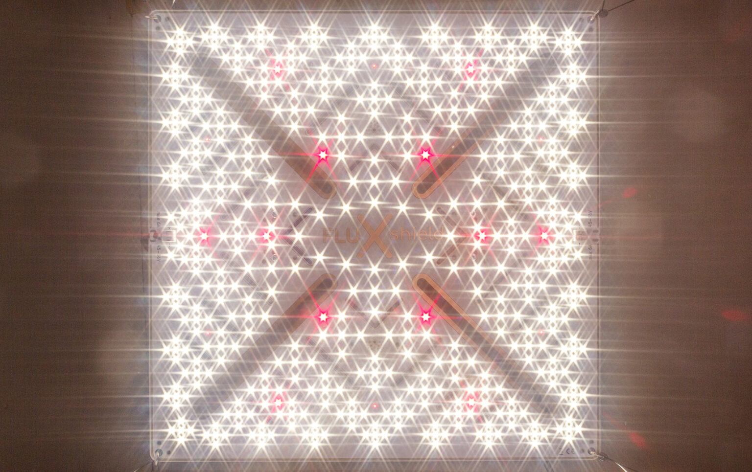 FLUXshield Goud LED patroon